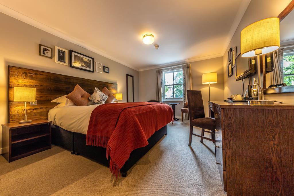 Greyhound Hotel Carshalton Dış mekan fotoğraf