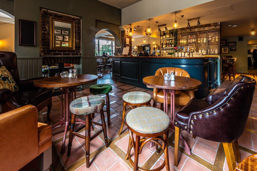 Greyhound Hotel Carshalton Dış mekan fotoğraf