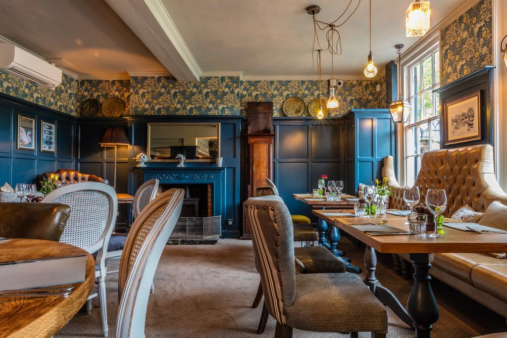 Greyhound Hotel Carshalton Dış mekan fotoğraf