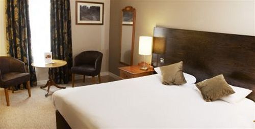 Greyhound Hotel Carshalton Dış mekan fotoğraf